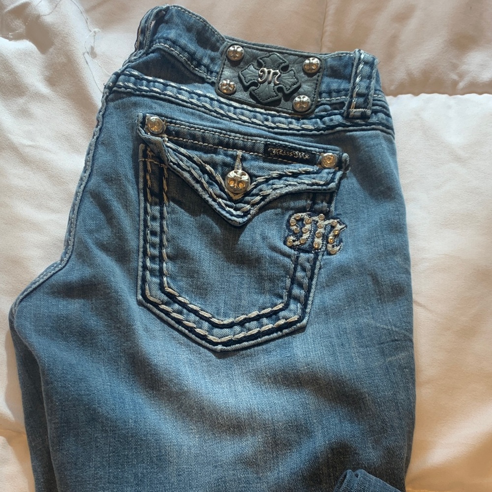 Stylish Blue Women's Miss Me vintage jeans